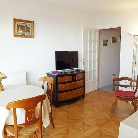 Apartment Le Parc De La Jacotte-3 By Interhome *